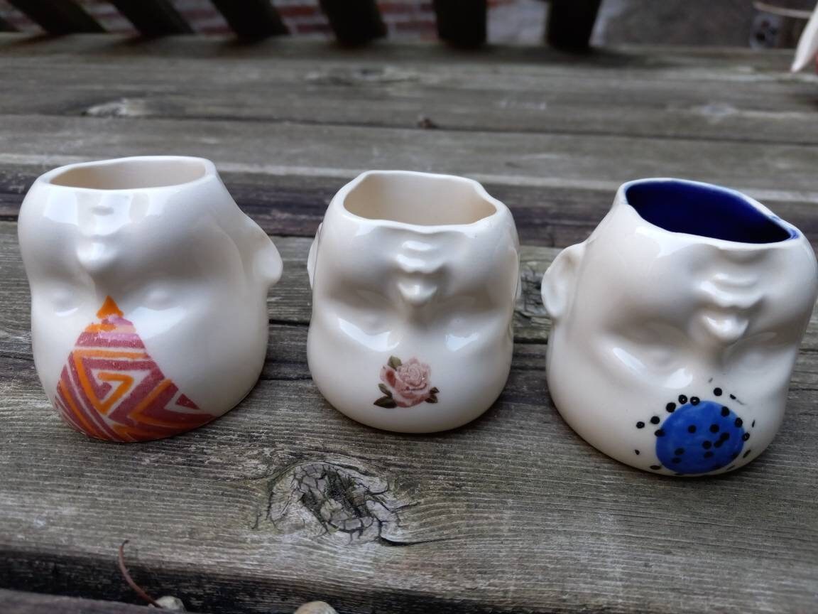 Mini Ceramic Beeb Head